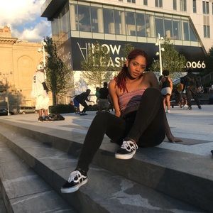 Meet your Posher, Raeanne